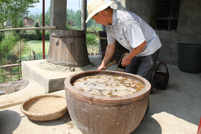1.浸 谷（稻谷浸泡）_副本.jpg